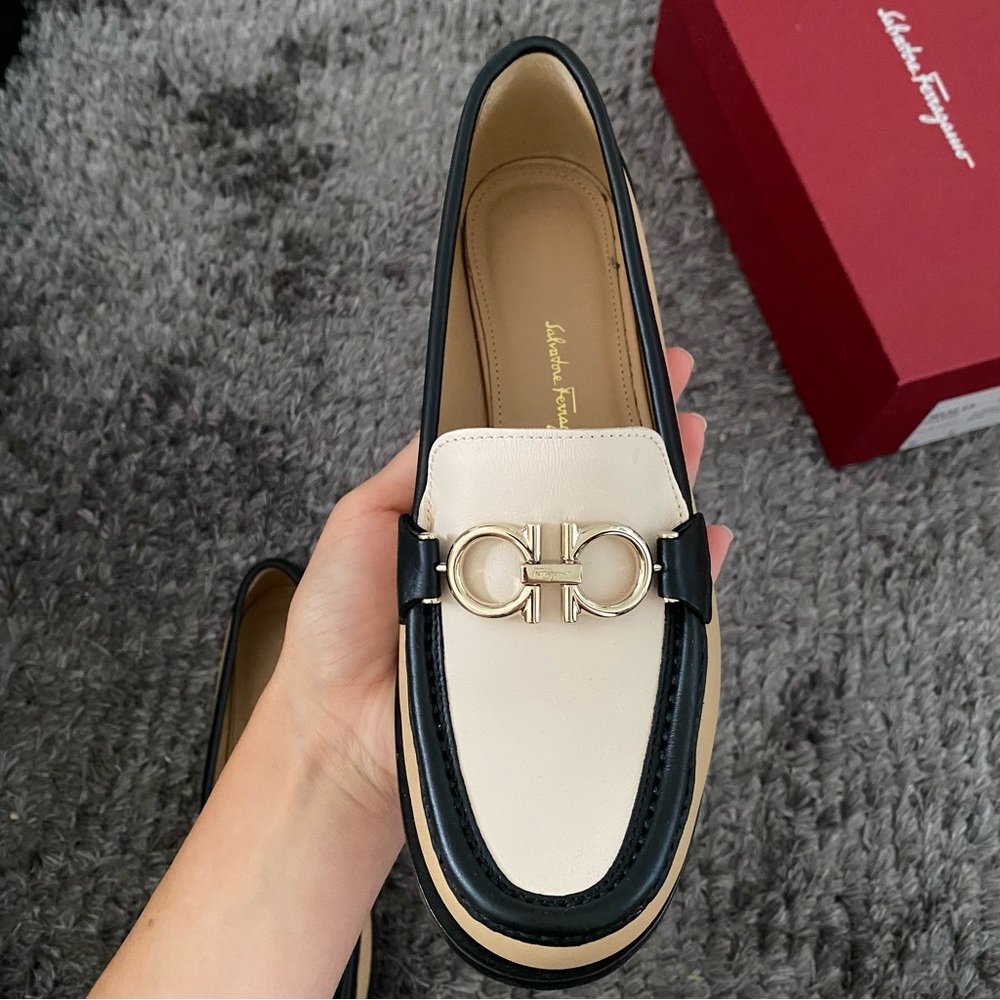 Salvatore Ferragamo loafers - Picture 5 of 14